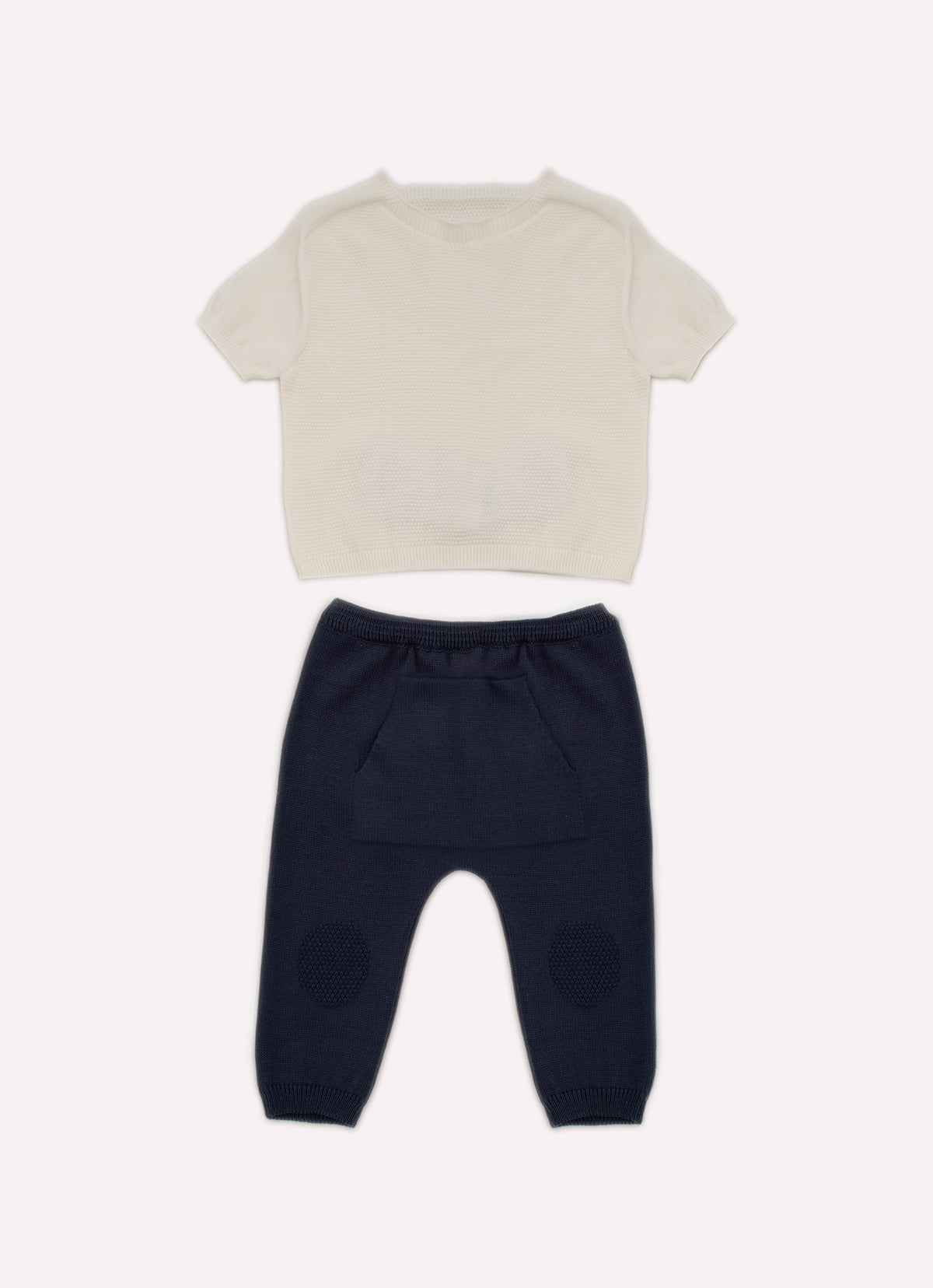 Conjunto Blusa Tricot Sem Costura e Calça Tricot Bolso Canguru