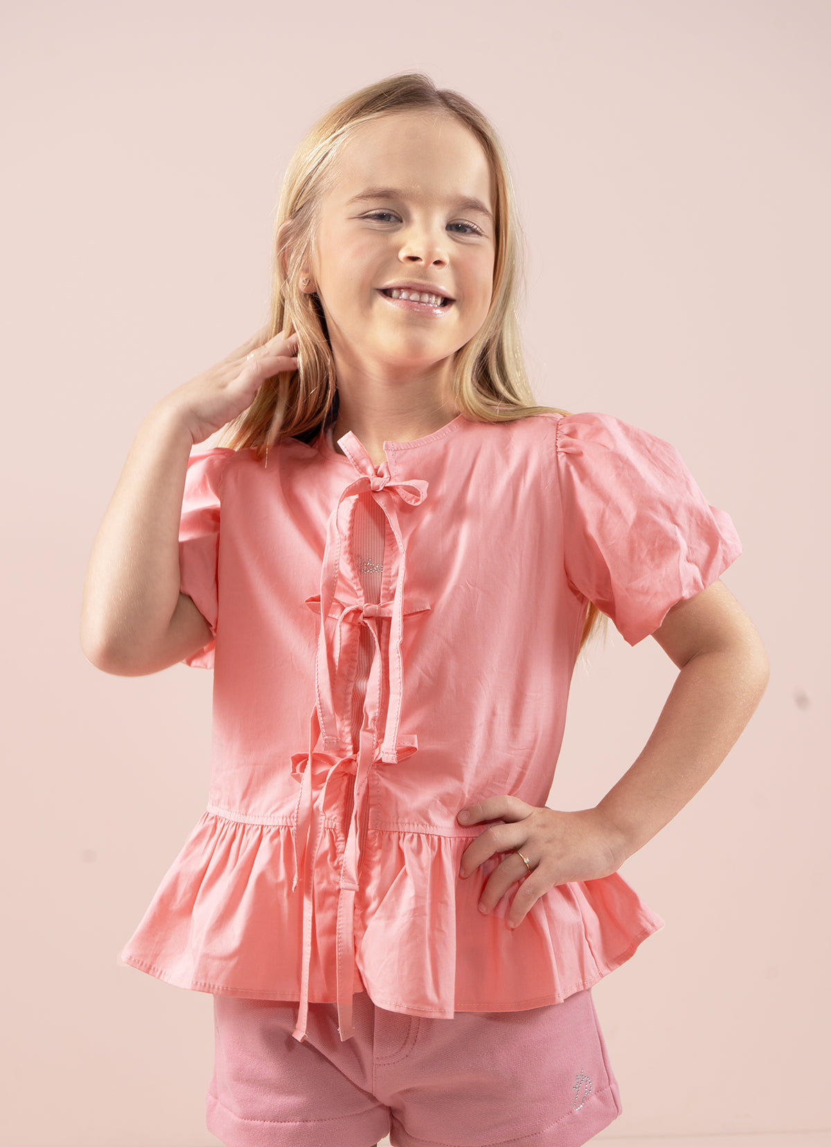 Blusa Bata Tricoline Babado e Laços