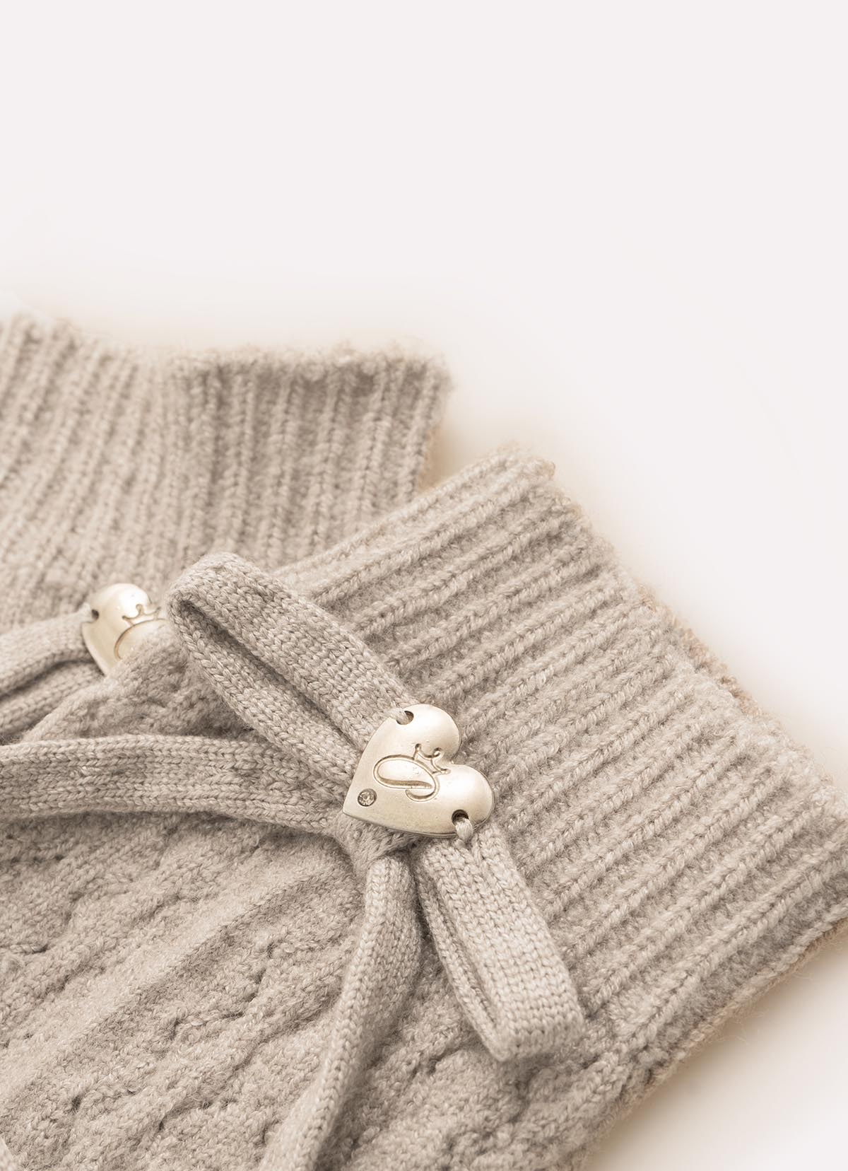 Meia Tricot Ponto Rendado Lacinhos
