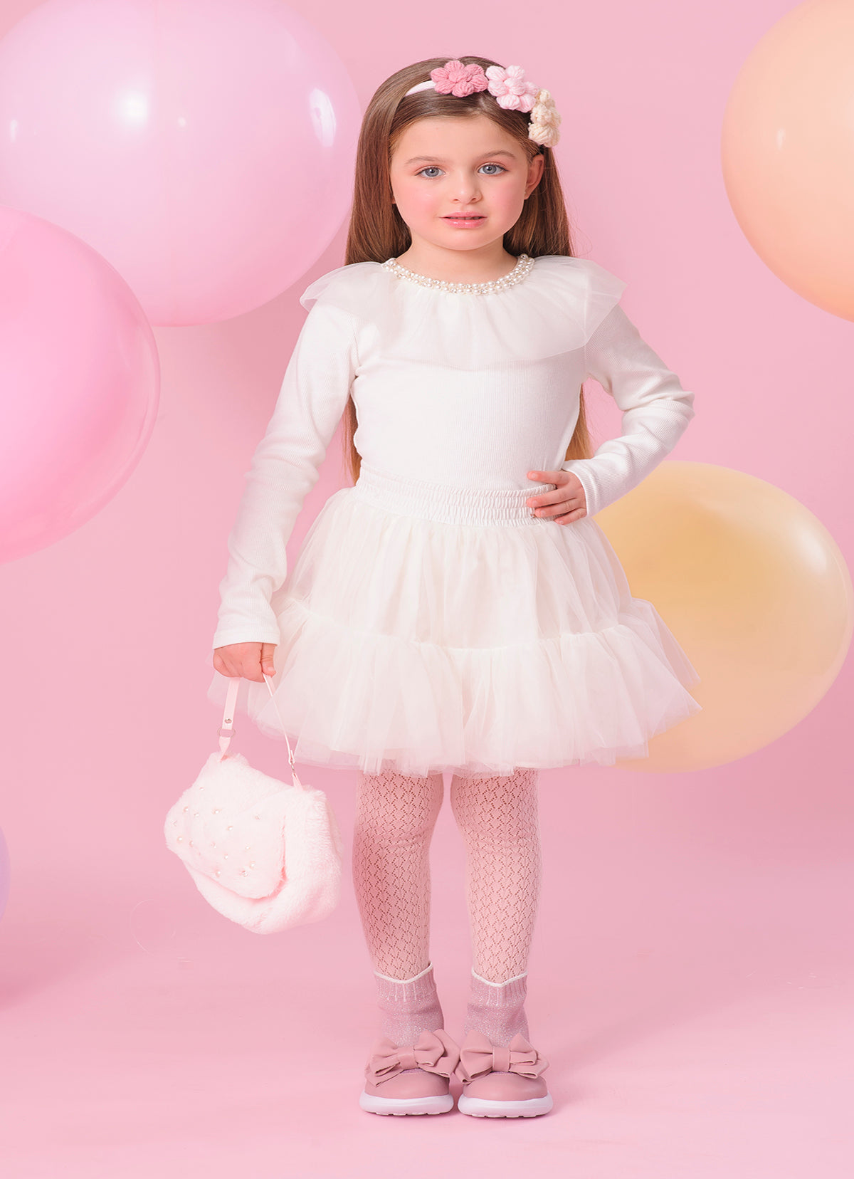 Blusa Ribana Gola Tule Bordado Pérolas e Cristais