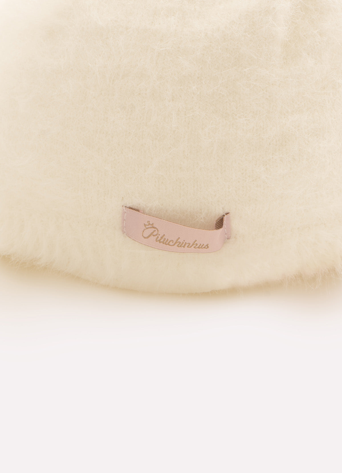 Boné Tricot Fio Fofinho Orelinhas Cristal