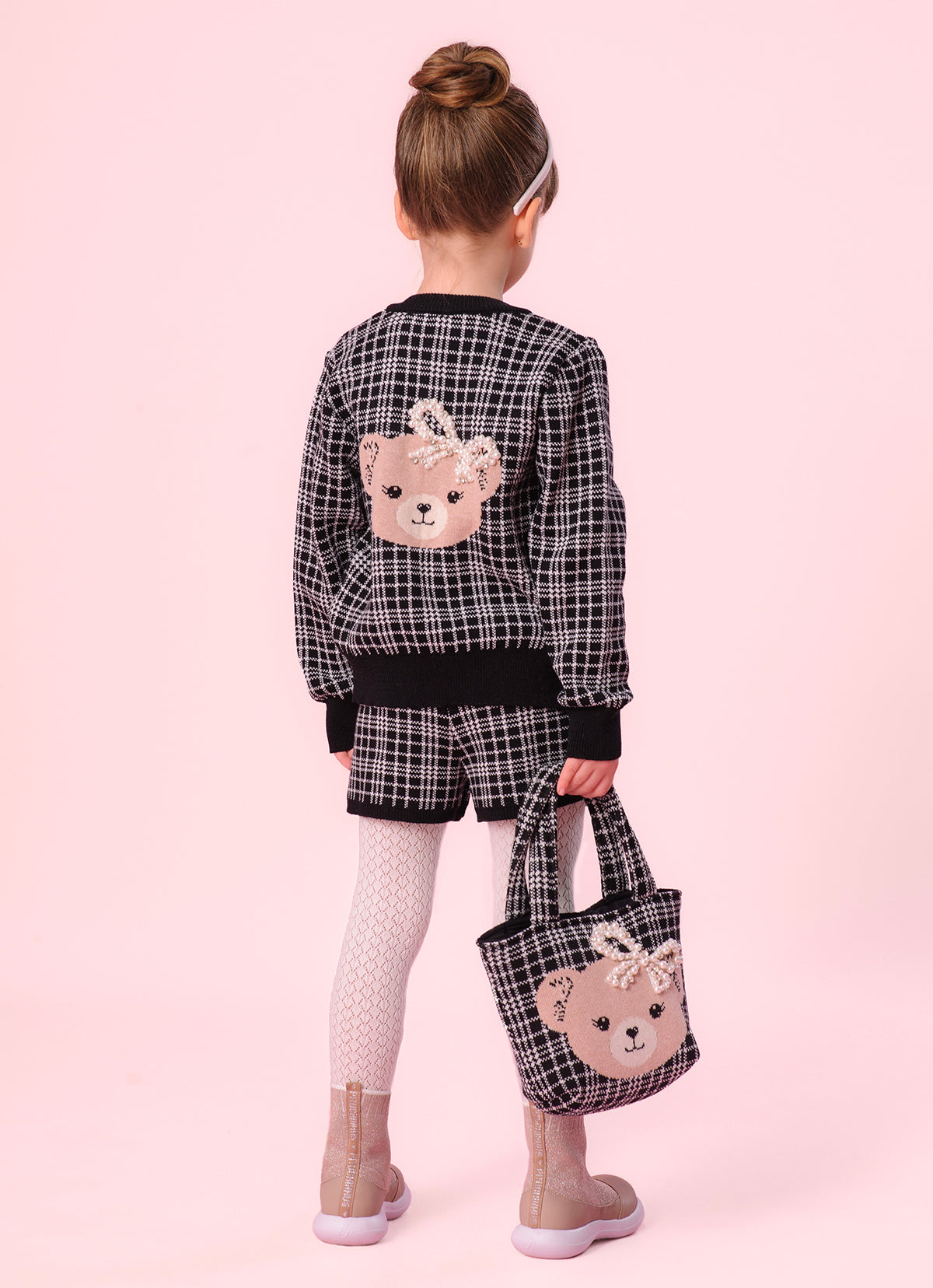Casaco Tricot Xadrez Bolsos Bordados Ursa Costas