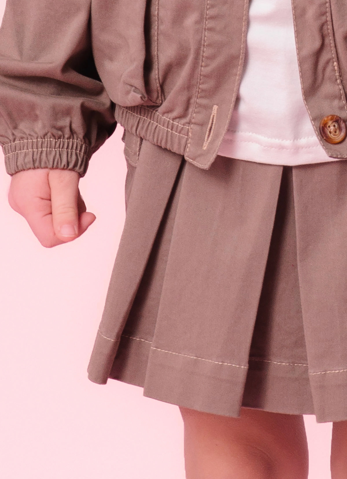 Saia Short Sarja
