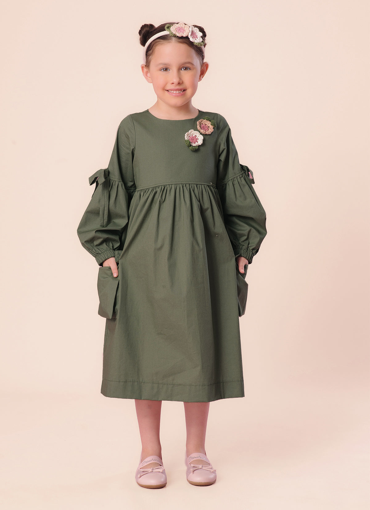 Vestido Tricoline Flores Crochê