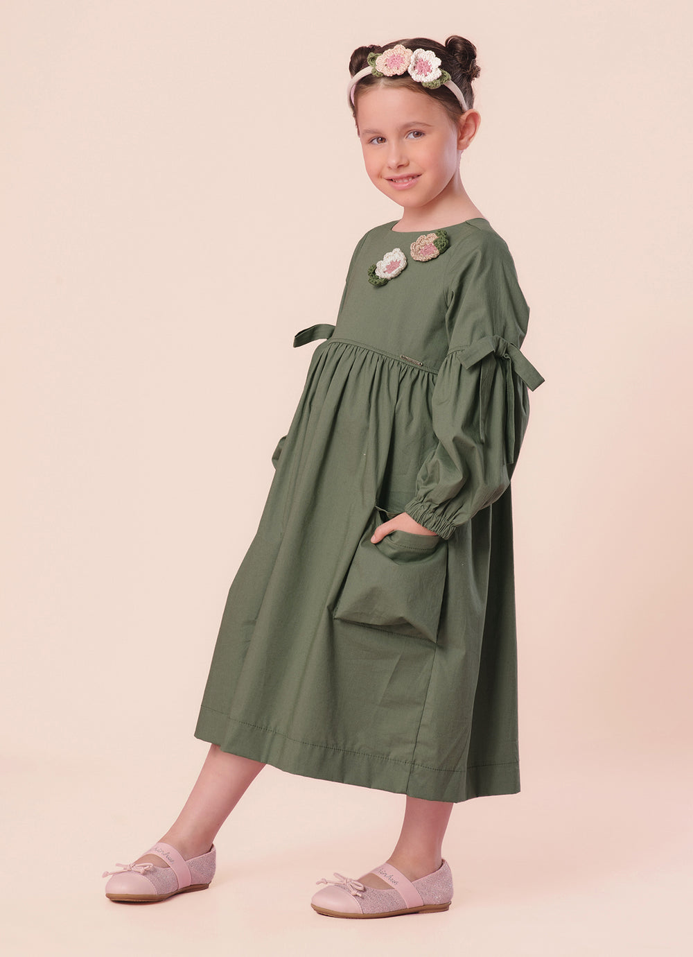 Vestido Tricoline Flores Crochê