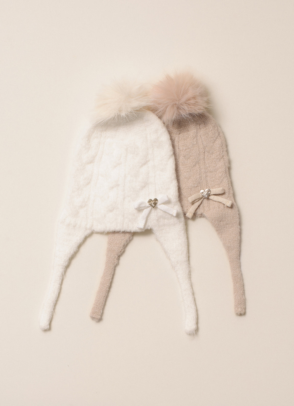 Touca Tricot Sem Costura Fio Fofinho Pompom Pele