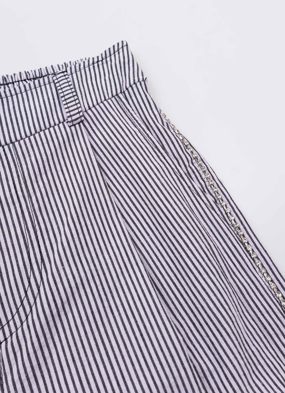 Calça Reta Com Pregas Algodão Cristais