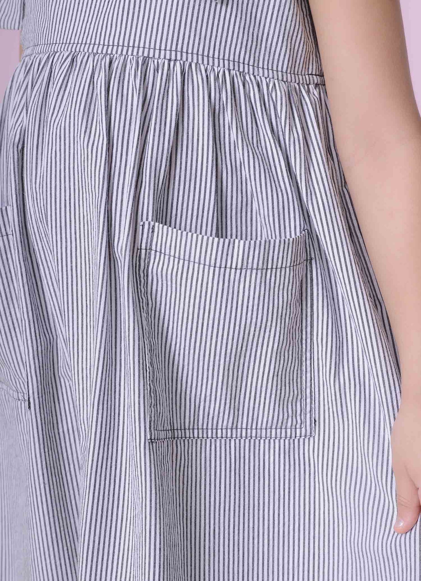 Vestido Tricoline Listradinho Bolsos