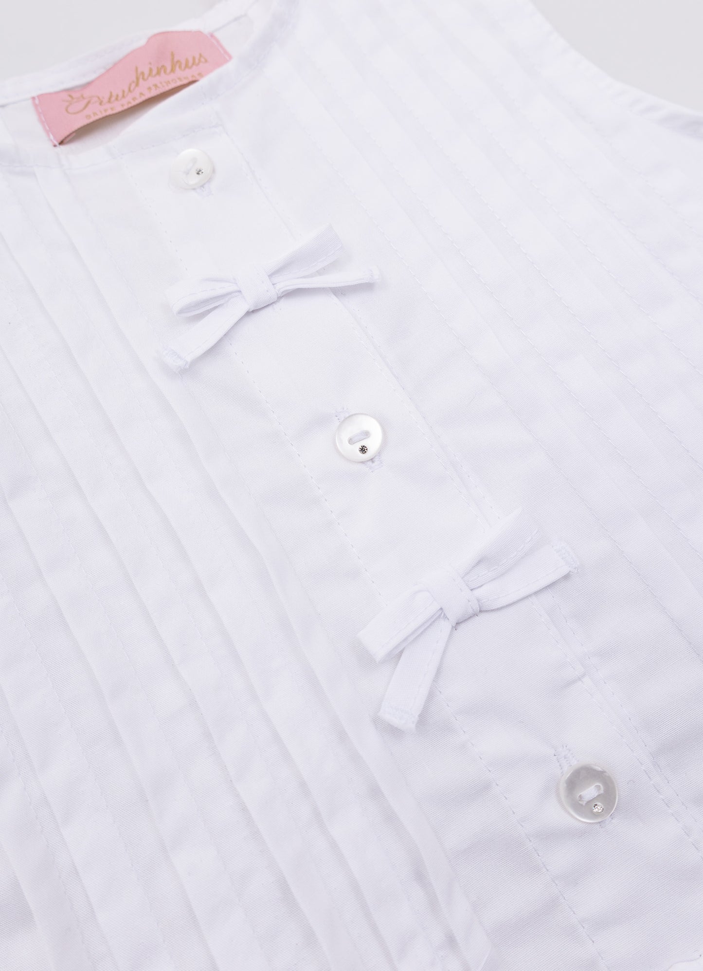Camisa Tricoline Tominhas e Mini Laços