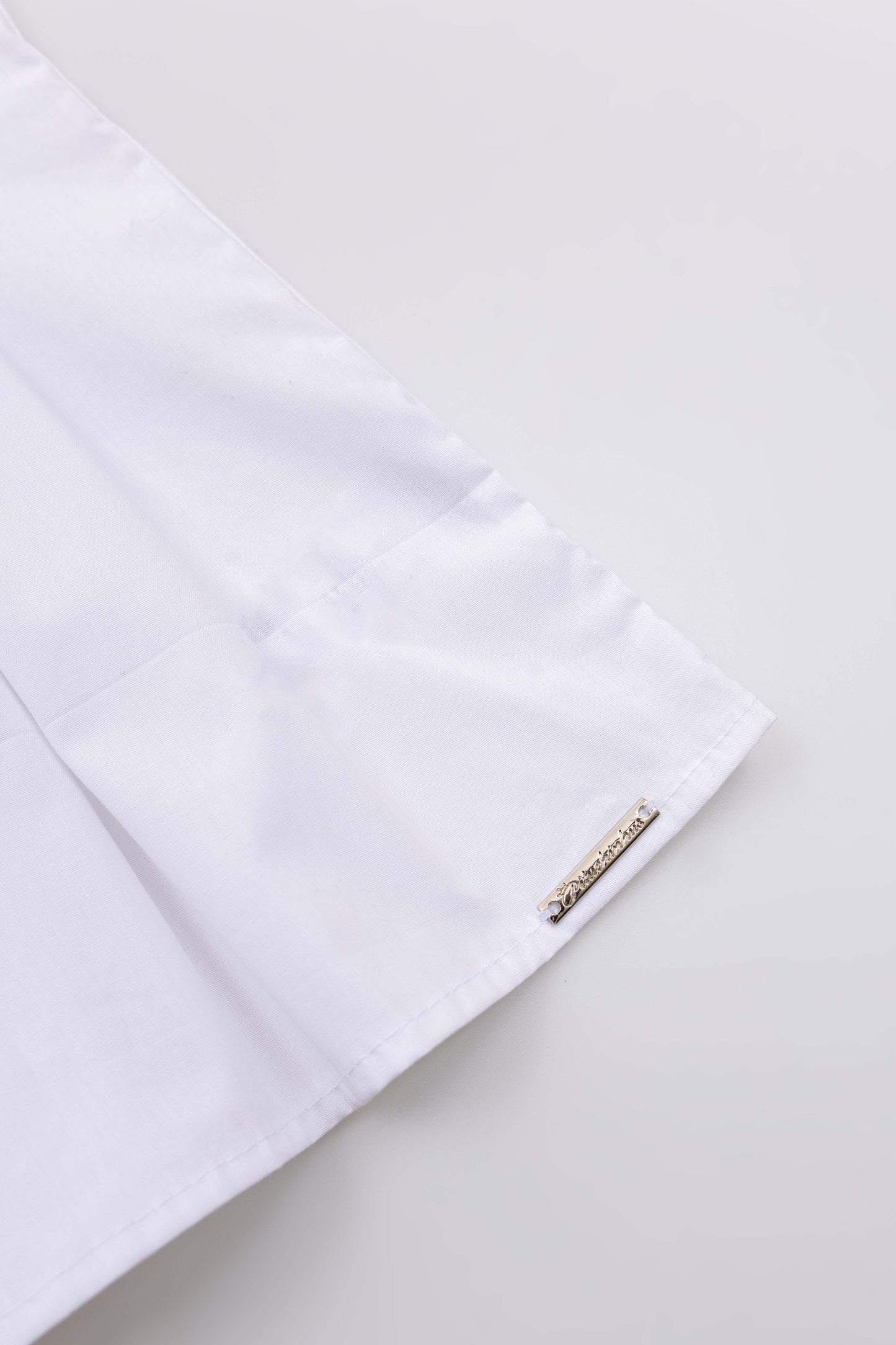 Camisa Tricoline Tominhas e Mini Laços