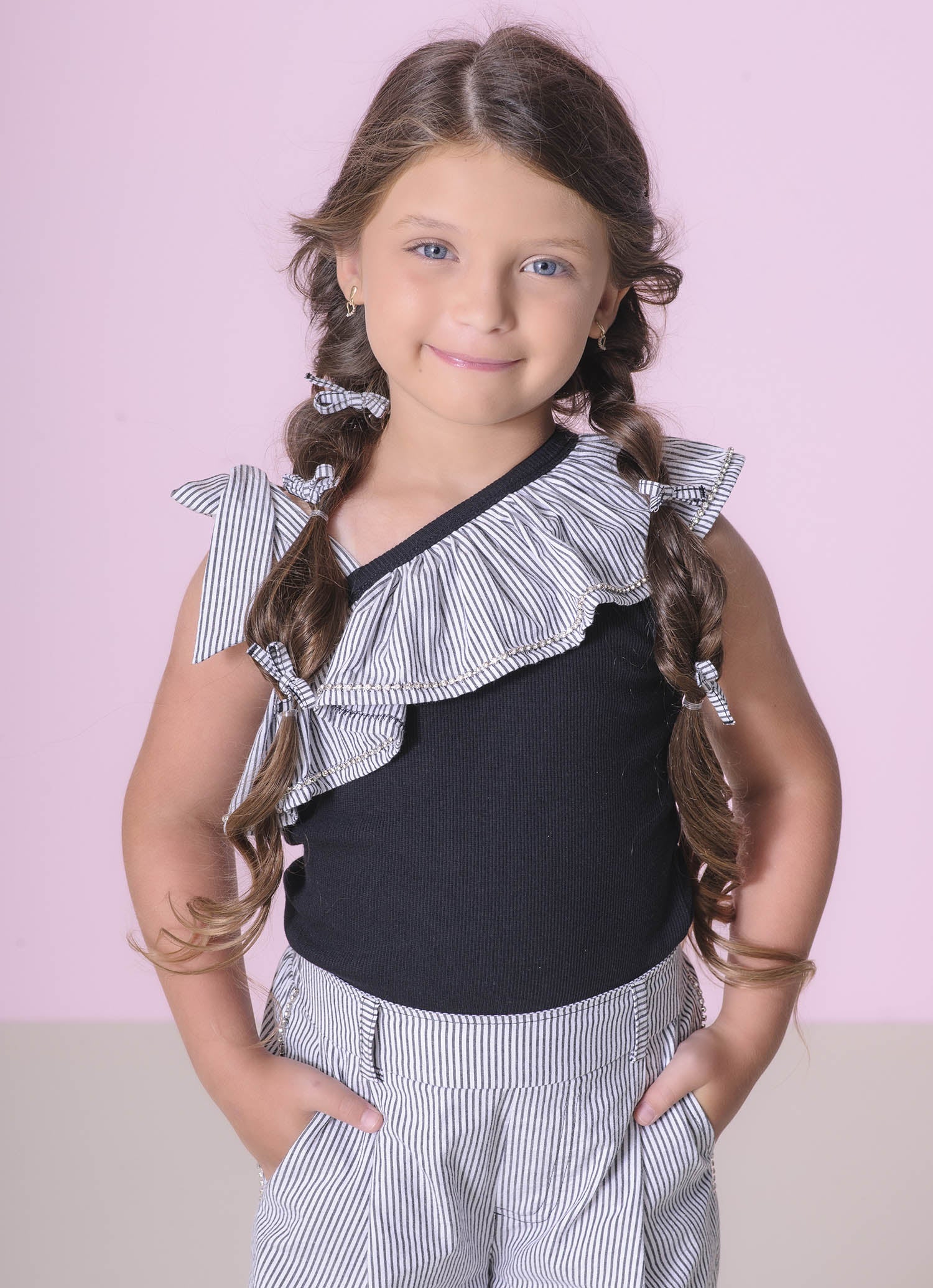 Blusa Ribana Babado Tricoline
