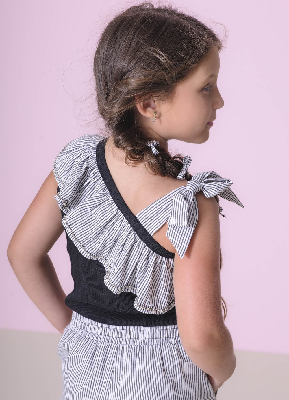 Blusa Ribana Babado Tricoline