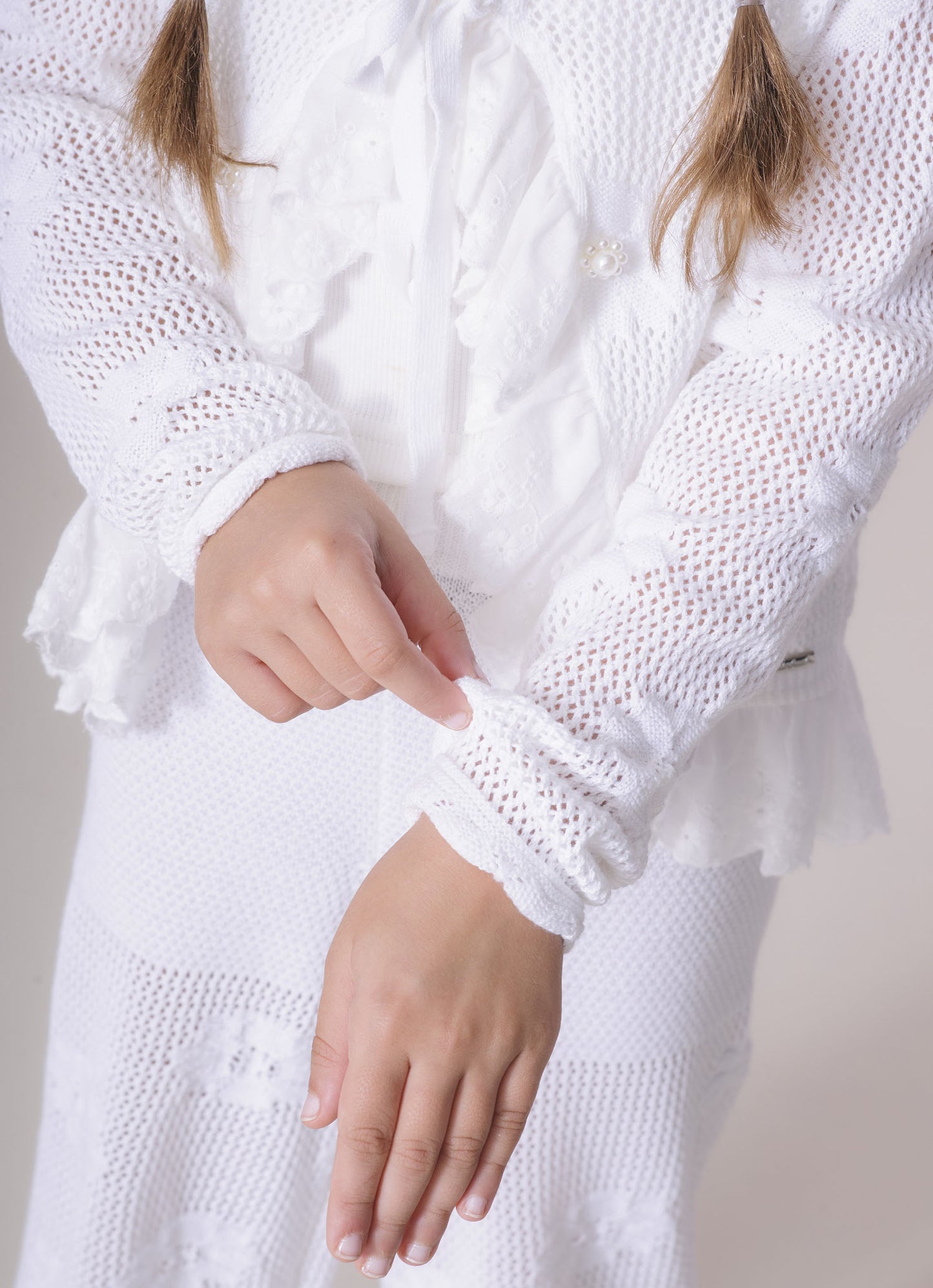 Casaqueto Tricot Rendado Flores Bordadas