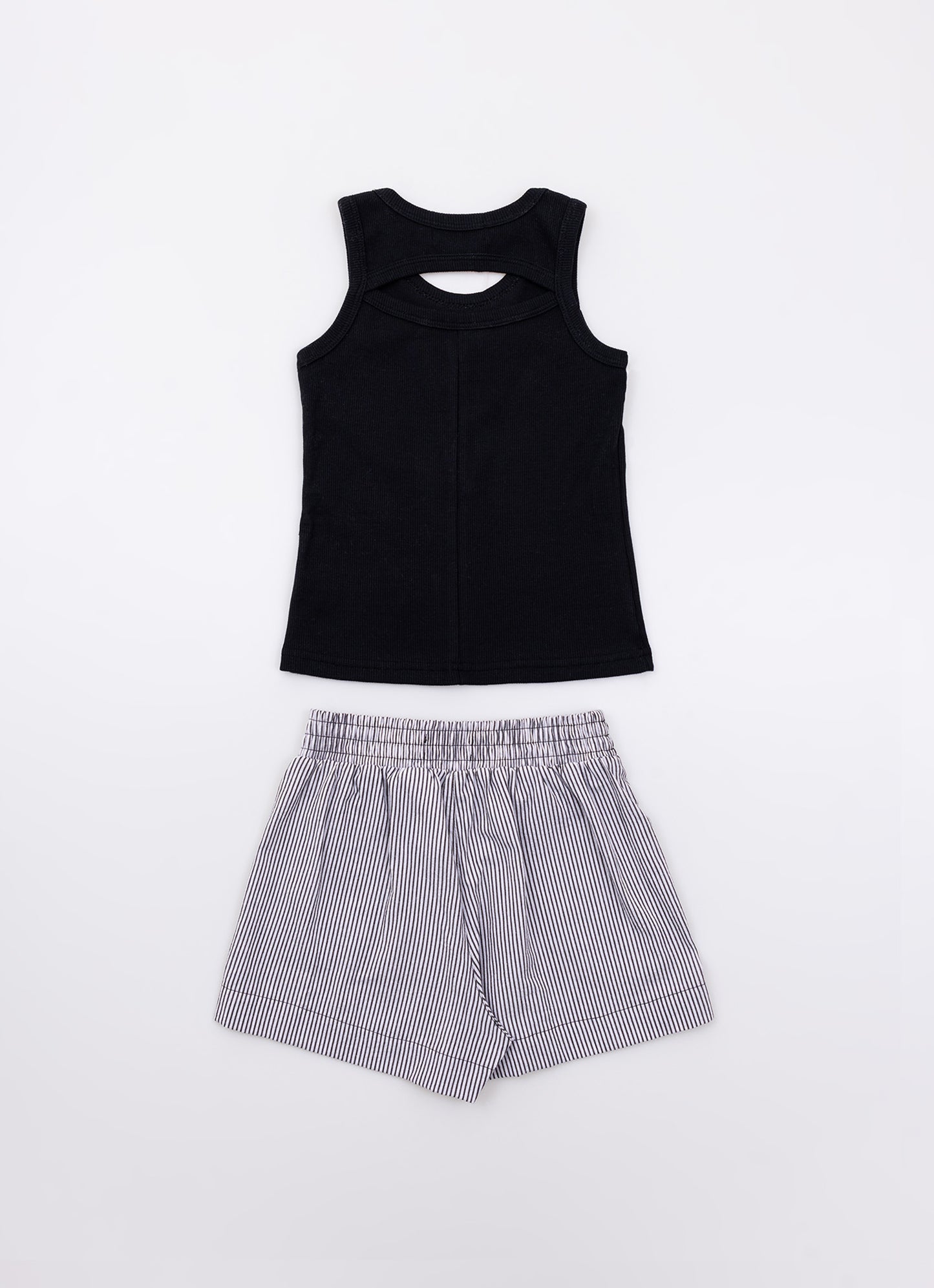 Conjunto Regata Ribana e Short Tricoline