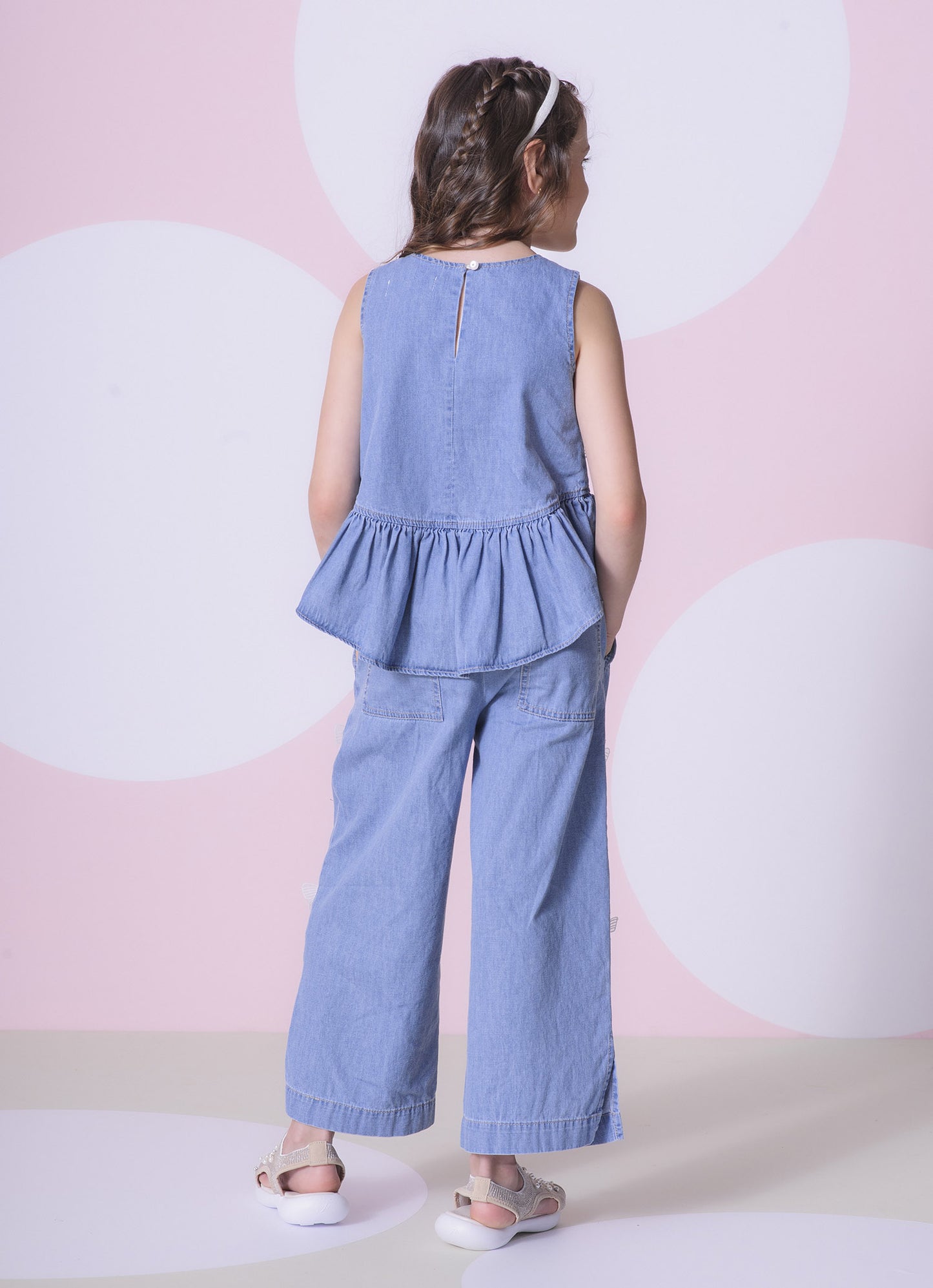 Calça Reta Jeans Fino Laços Aplicados
