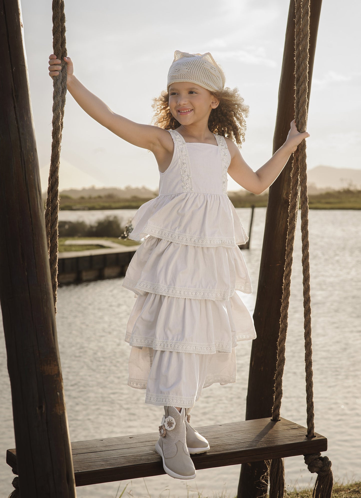 Vestido Midi Babados Renda