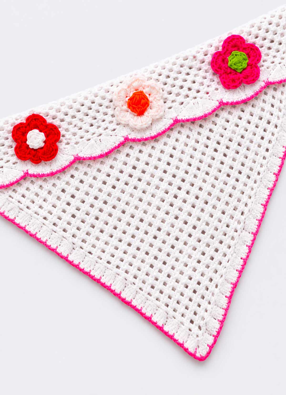 Bandana Tricot Flores Crochê