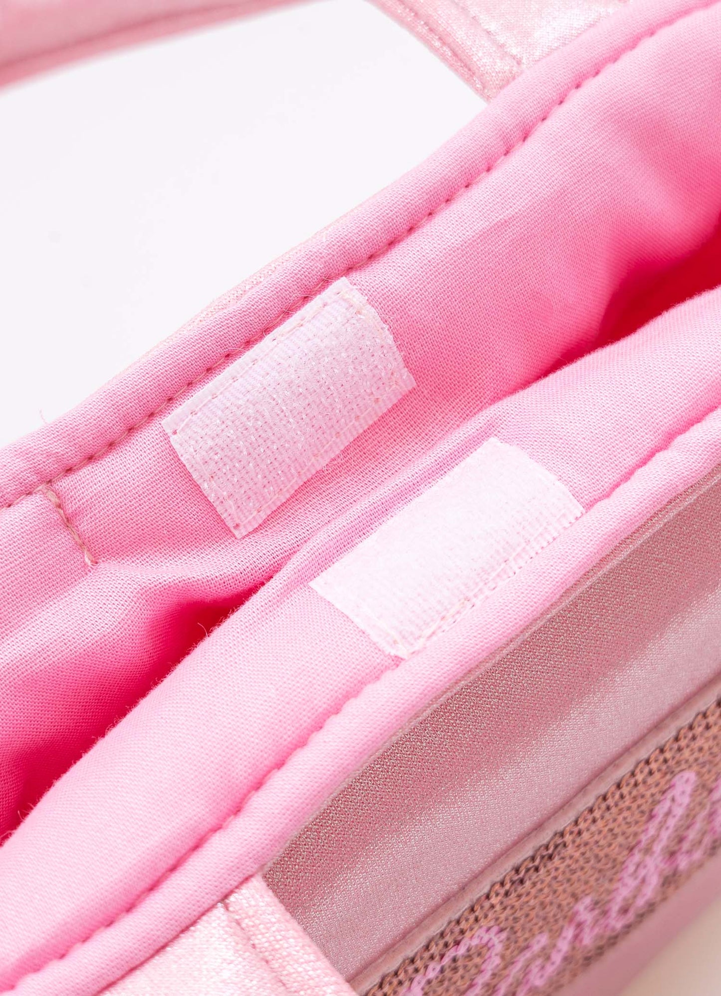 Bolsa Puffer Malha Brilho Barbie