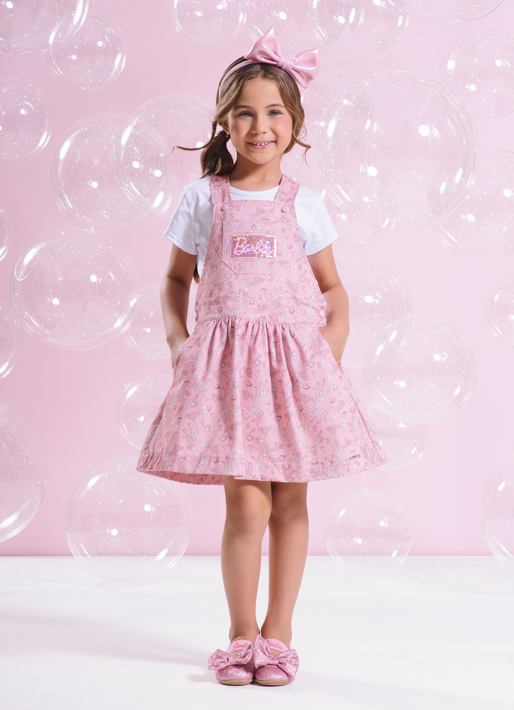 Jardineira Sarja Estampa Barbie Ballet