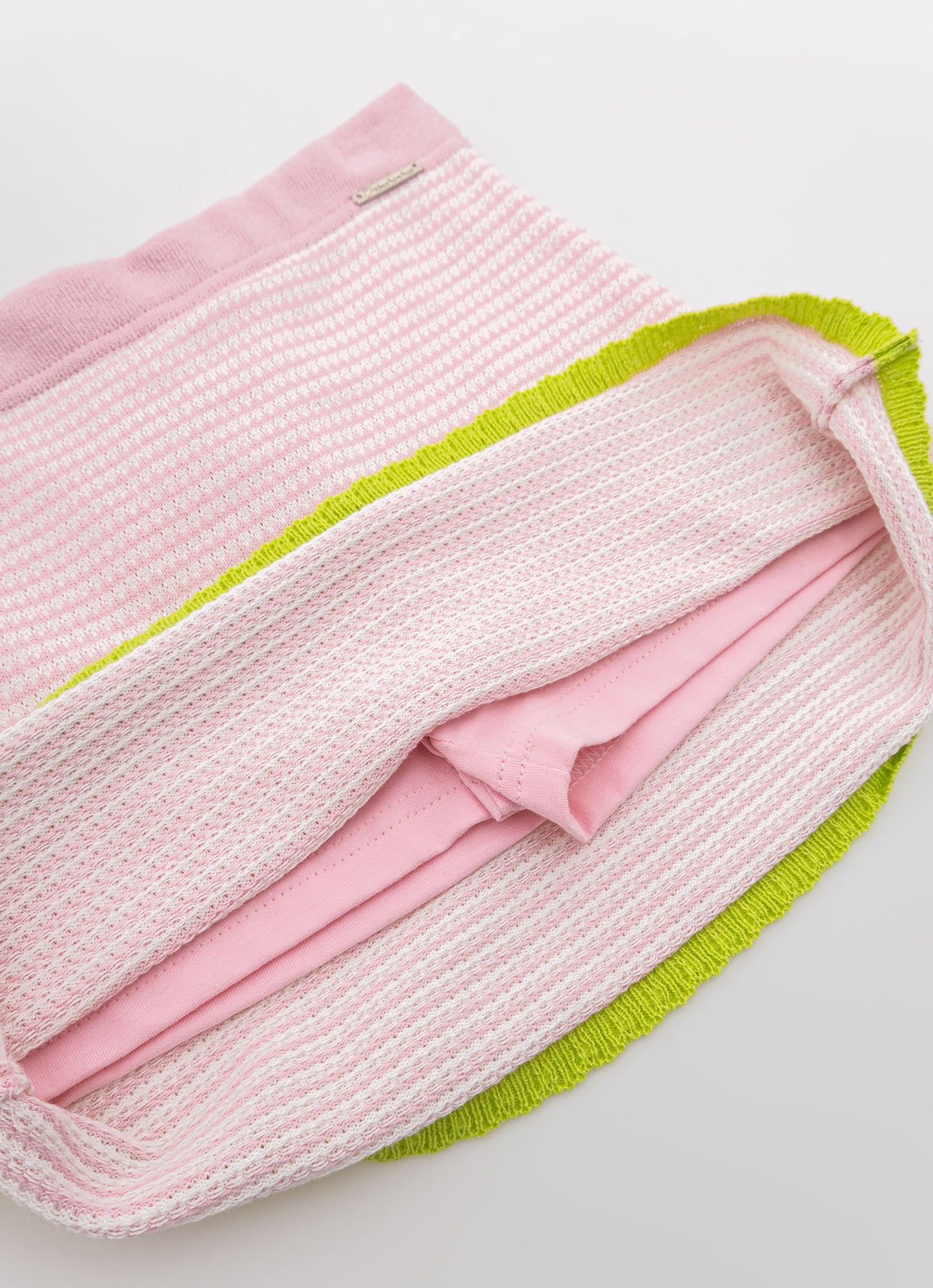 Saia Short Tricot Ponto Piquet Listrada Patche