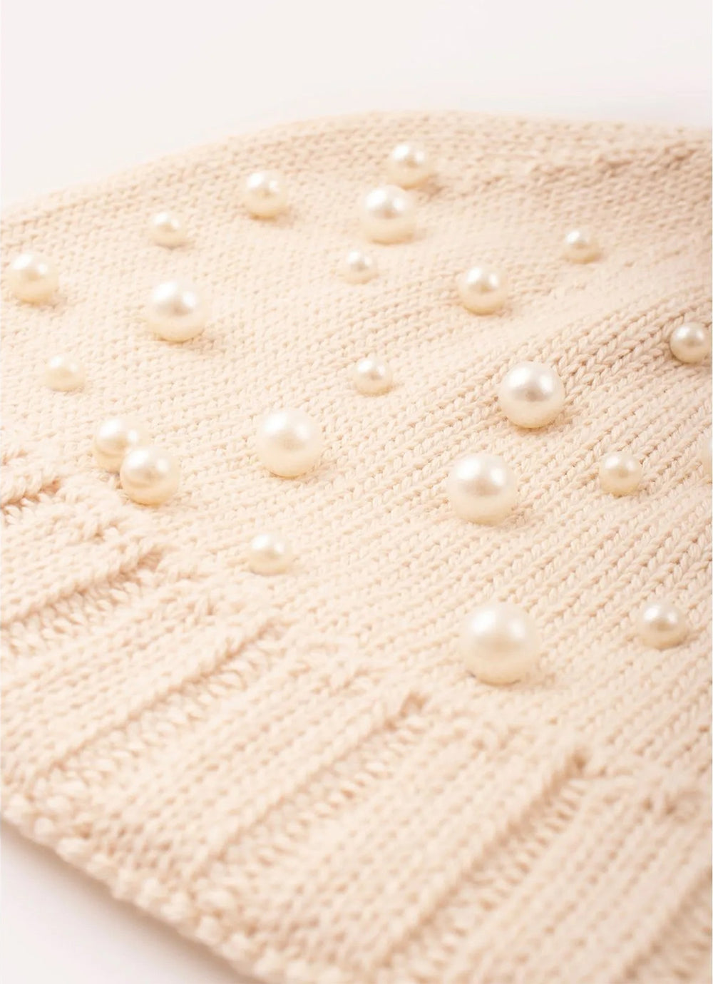Touca Tricot Canelada Bordados Pompom Pele