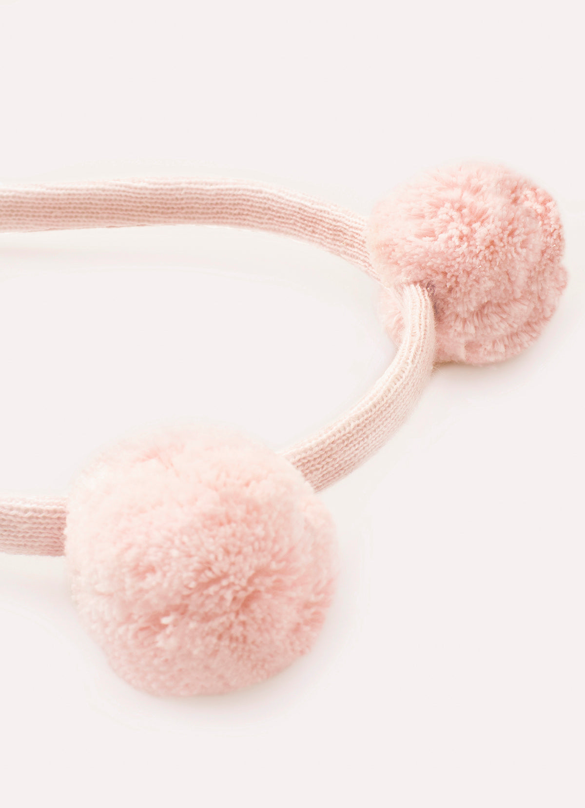 Arco Tricot Pompom