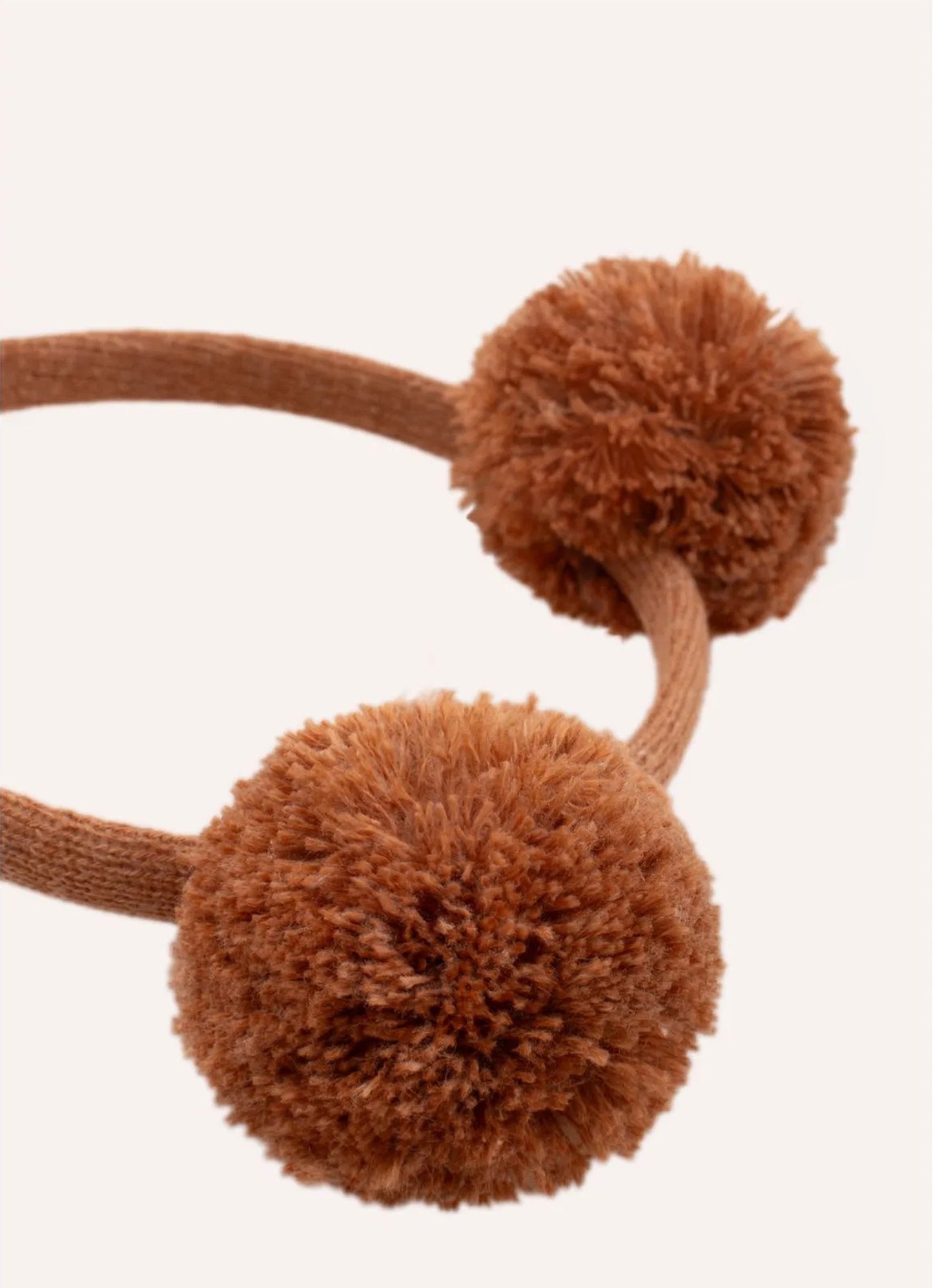 Arco Tricot Pompom