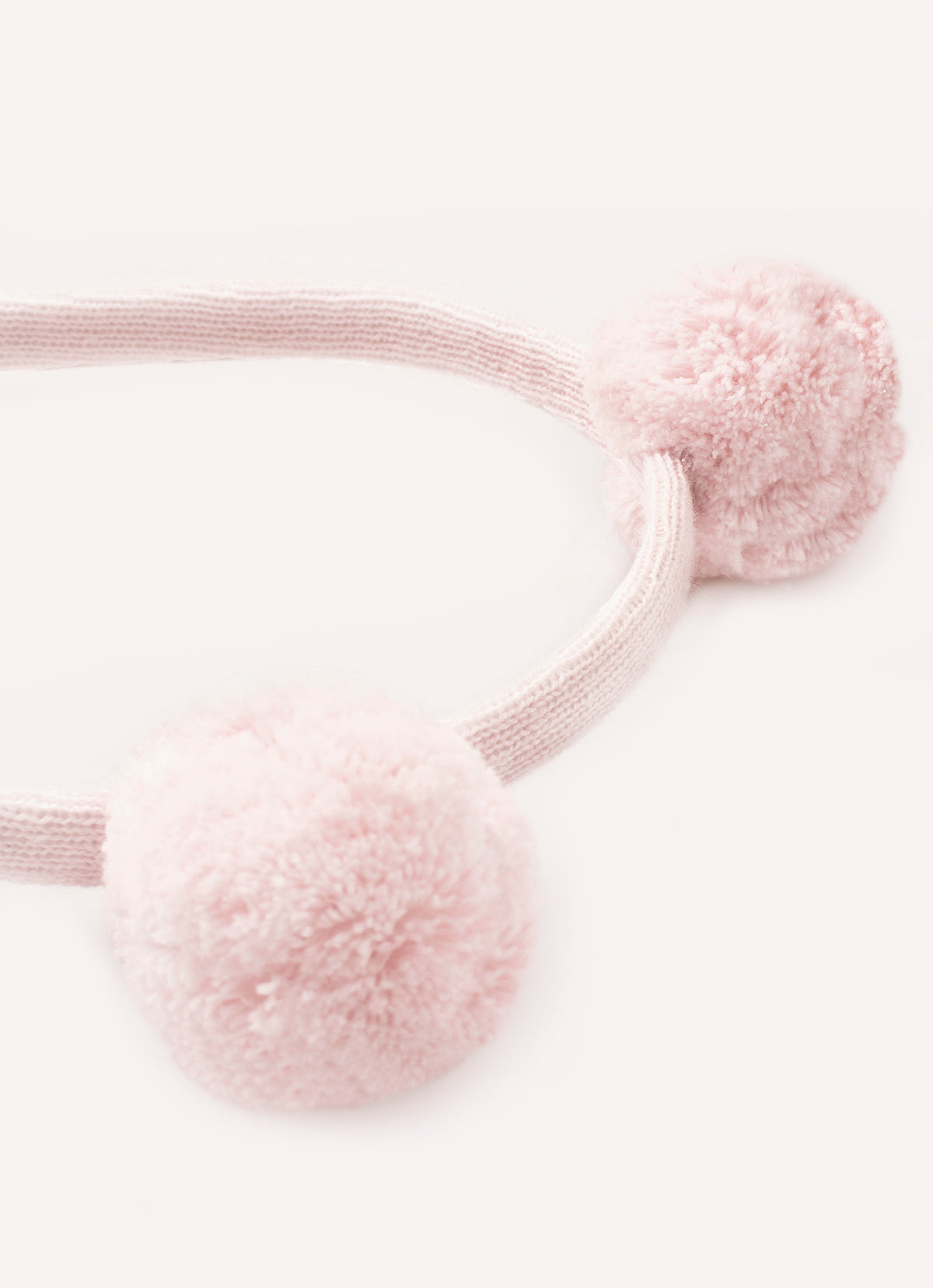 Arco Tricot Pompom