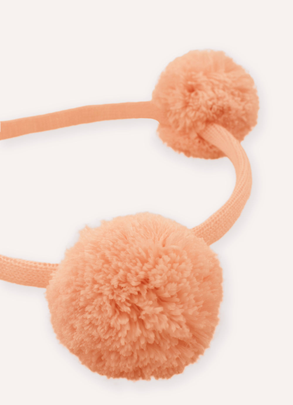 Arco Tricot Pompom