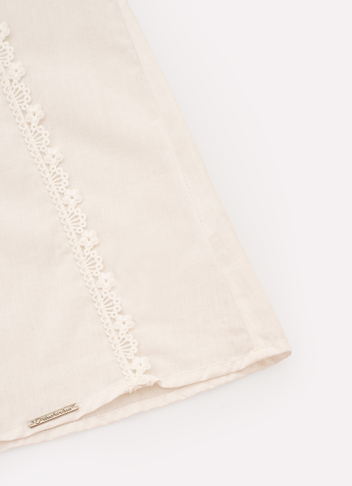 Blusa Bata Algodão Broderi e Renda
