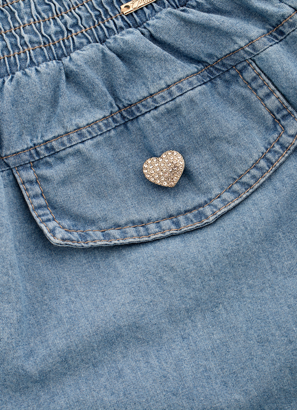 Short Jeans Fino Lapelas Botões Joia