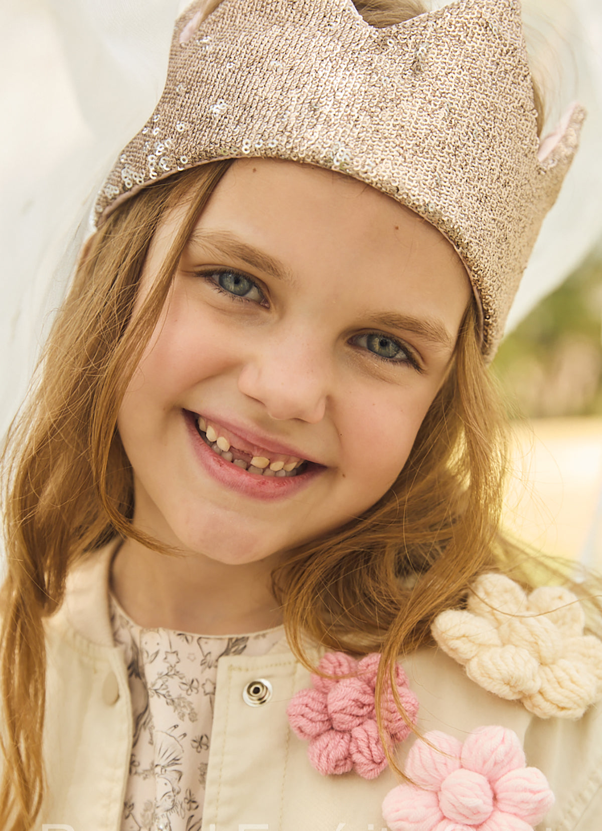 Coroa Princesa Lantejoula Amarração