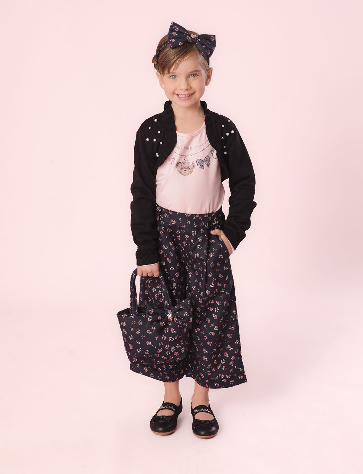 Bolero Tricot Bordado Pérolas e Cristais