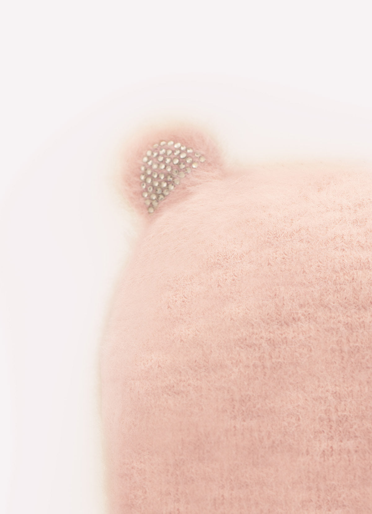 Boné Tricot Fio Fofinho Orelinhas Cristal