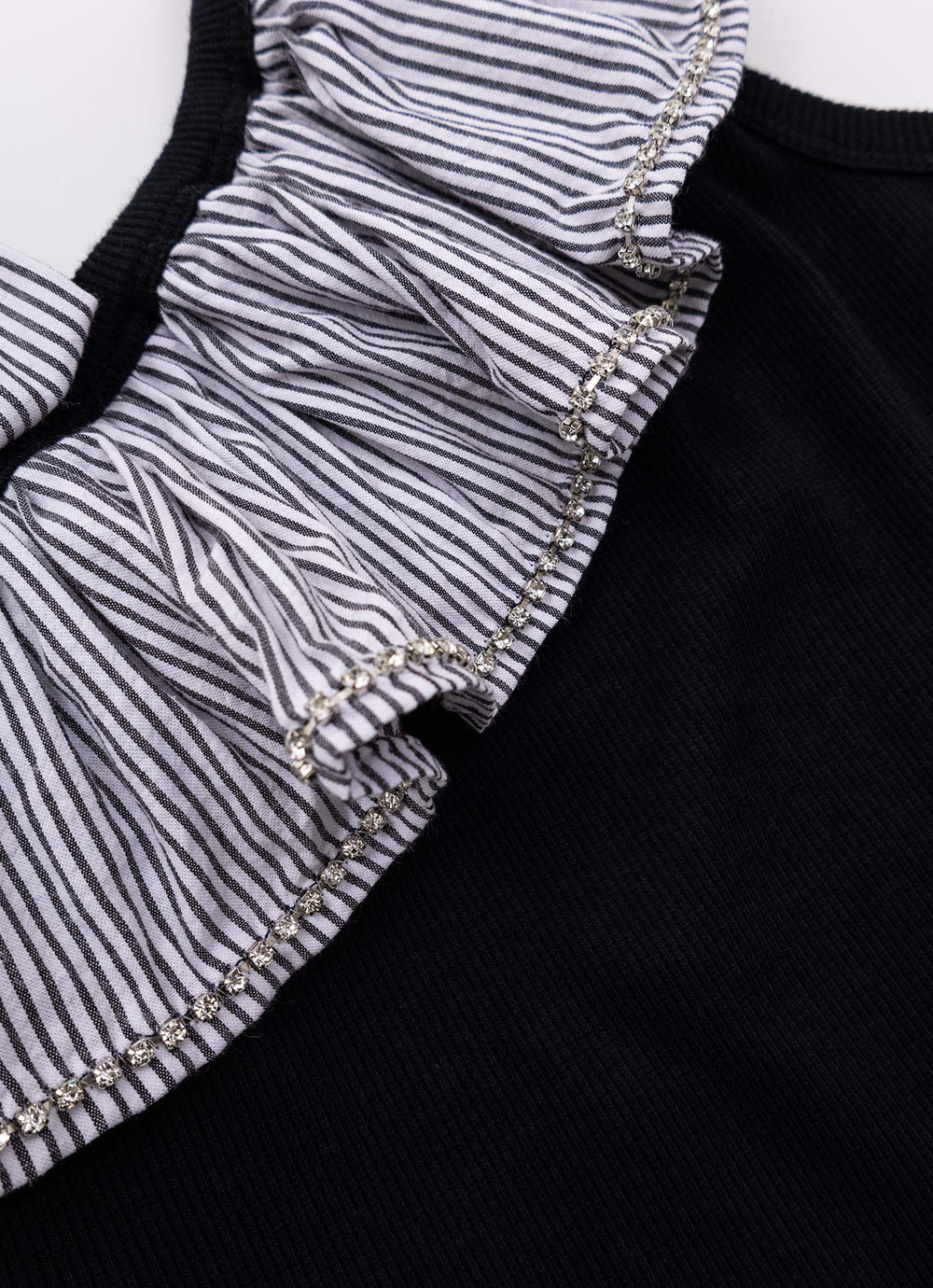 Blusa Ribana Babado Tricoline