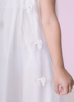 Vestido Princesa Tule Laços Aplicados