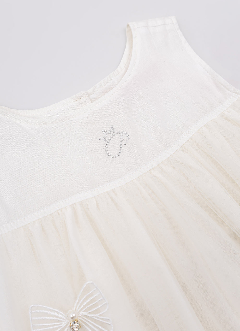 Vestido Princesa Tule Laços Aplicados
