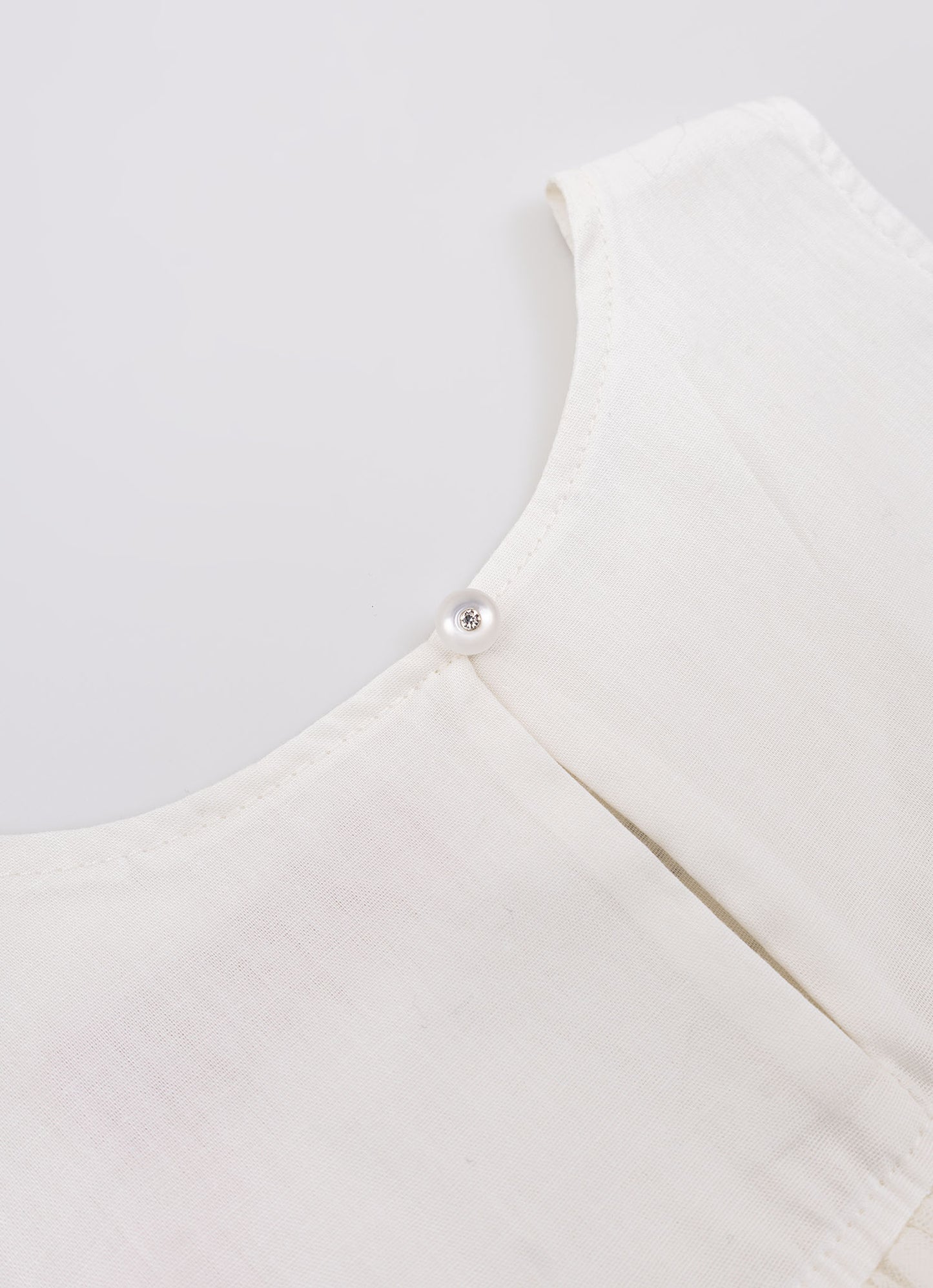 Vestido Princesa Tule Laços Aplicados