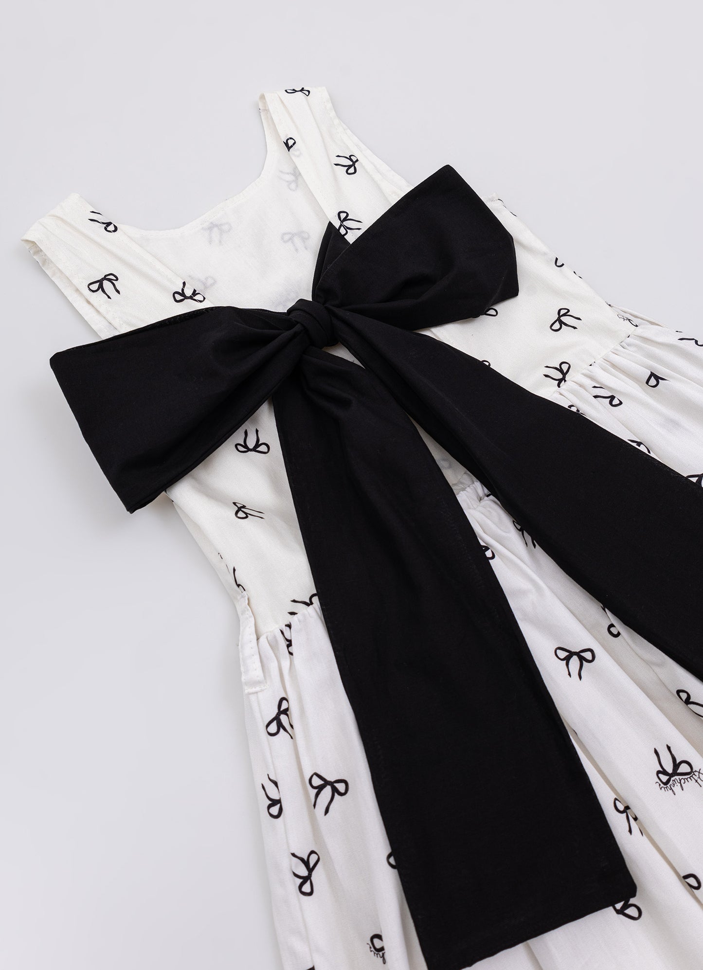 Vestido Algodão Estampa Laçinhos Maxi Laço Costas