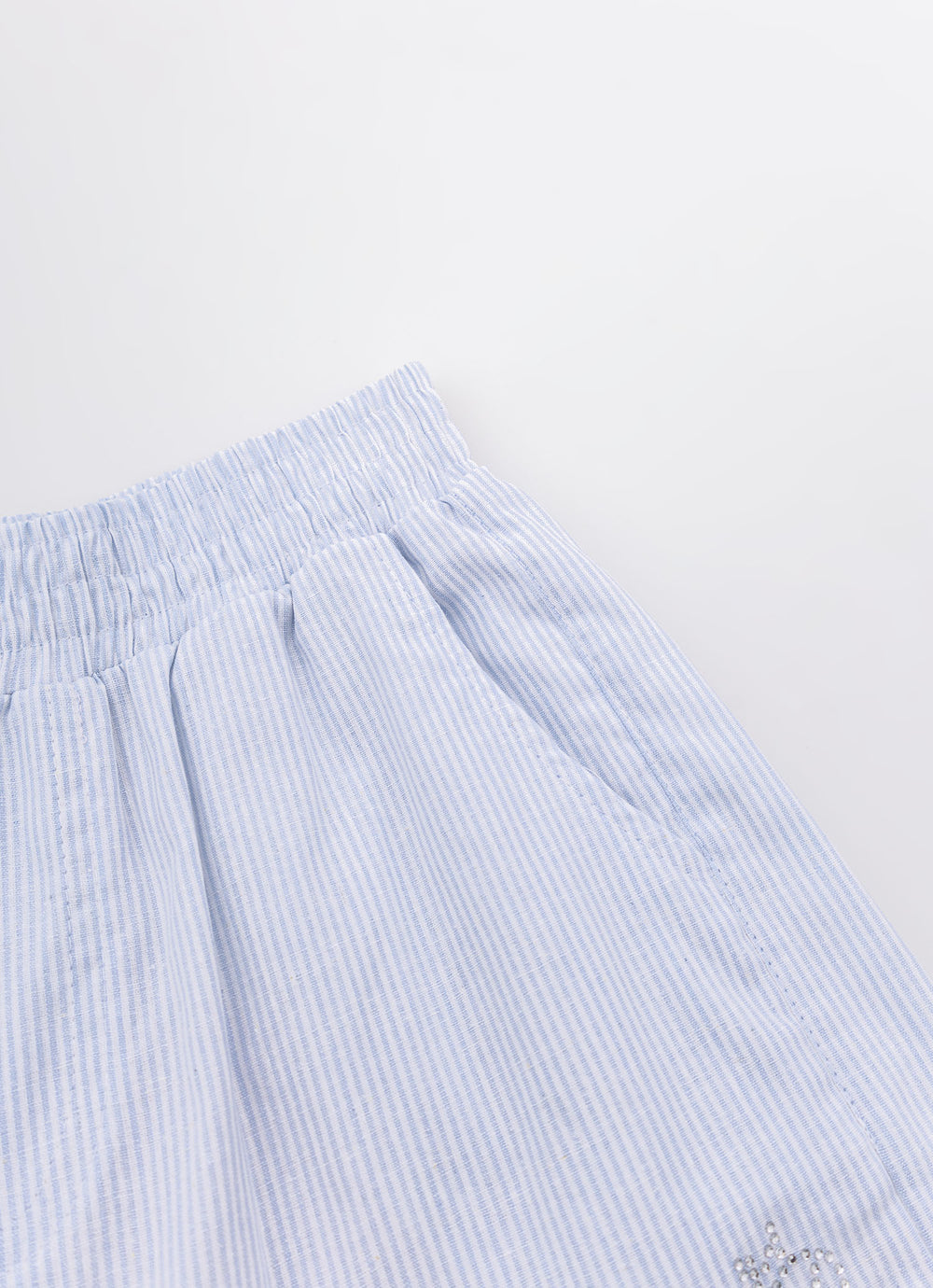 Short Algodão Listrado Renda Bordada
