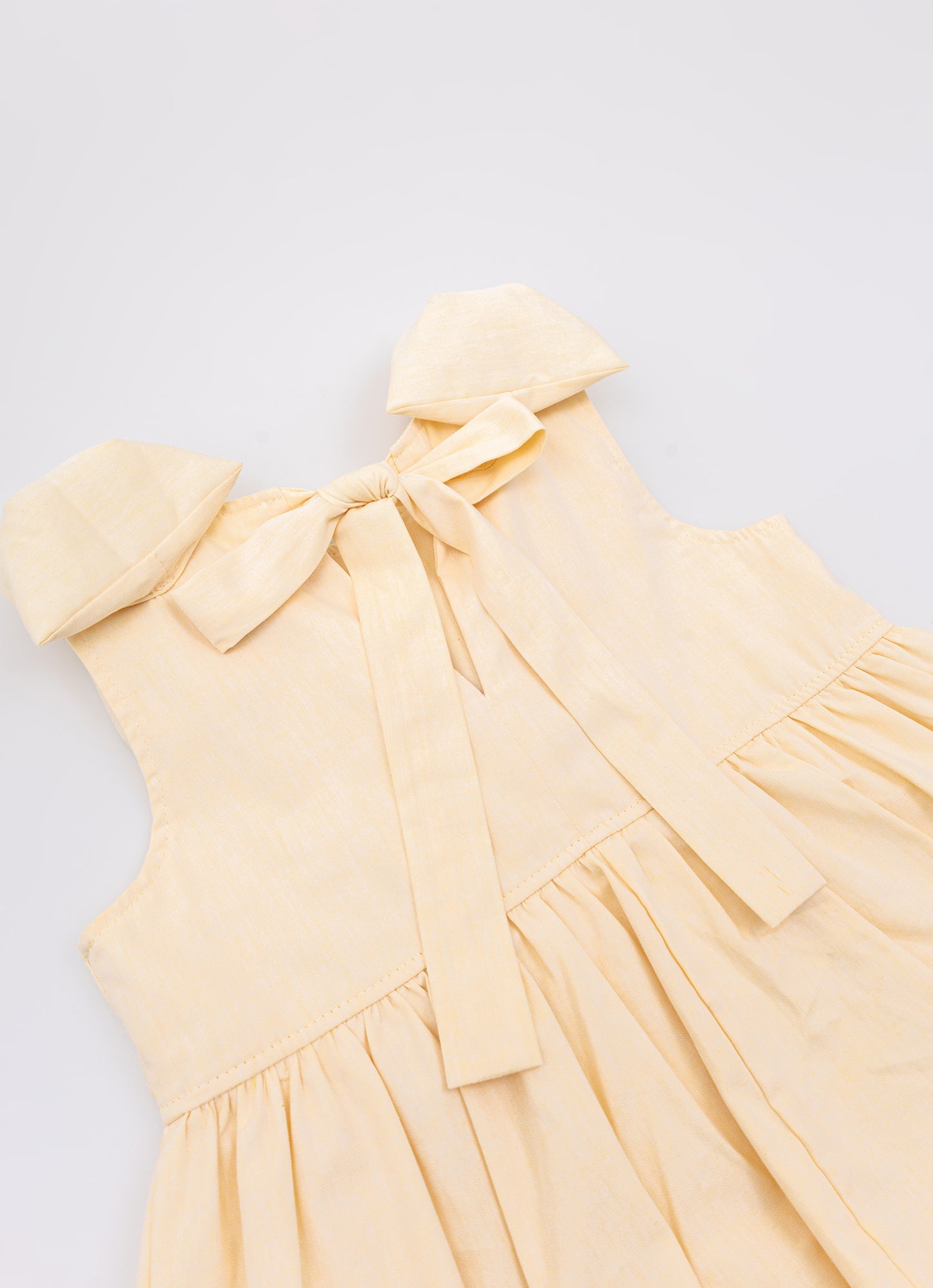 Vestido Algodão Babados Ombro Bordado