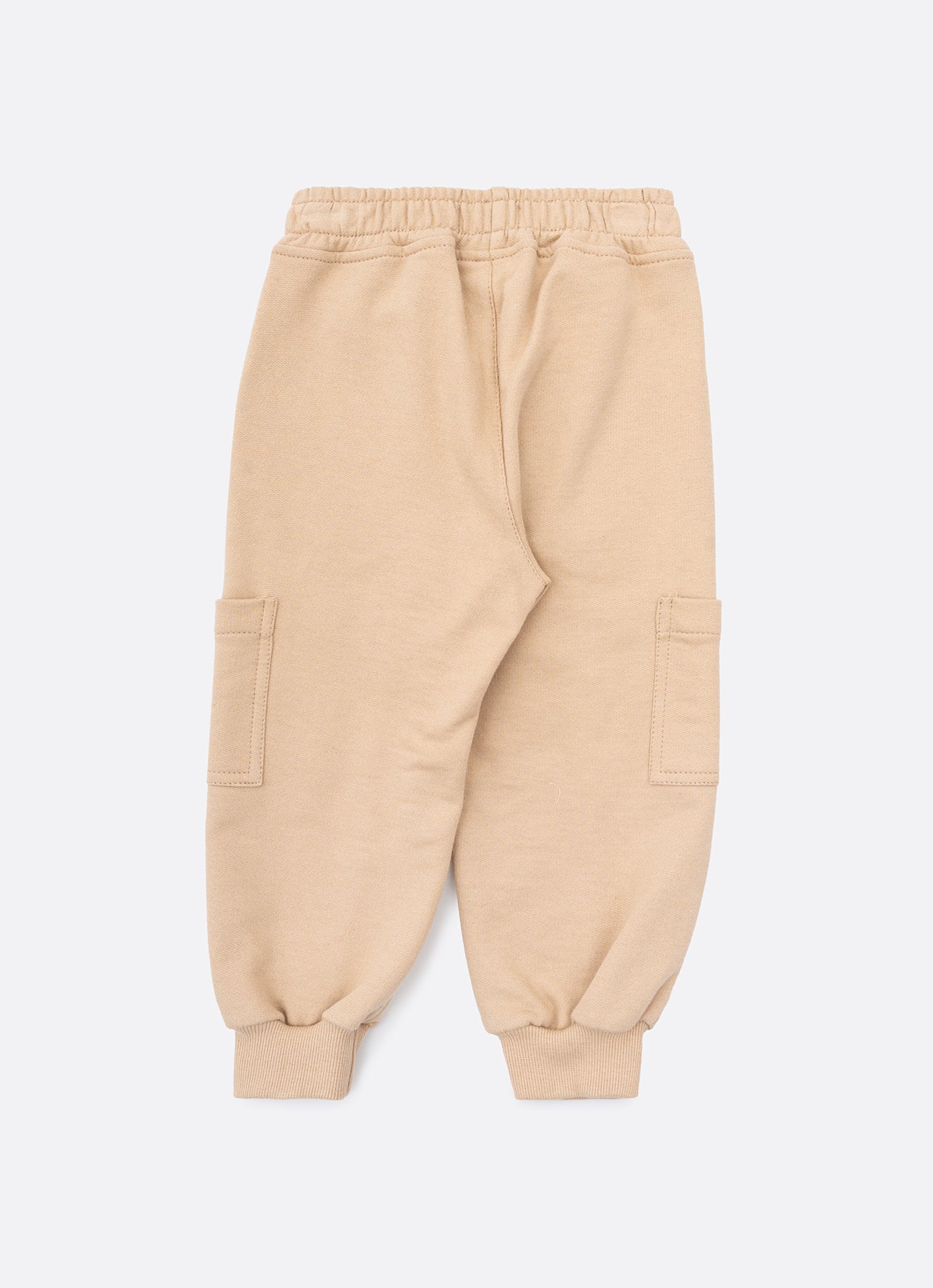 Calça Moletom Recorte e Bolsos