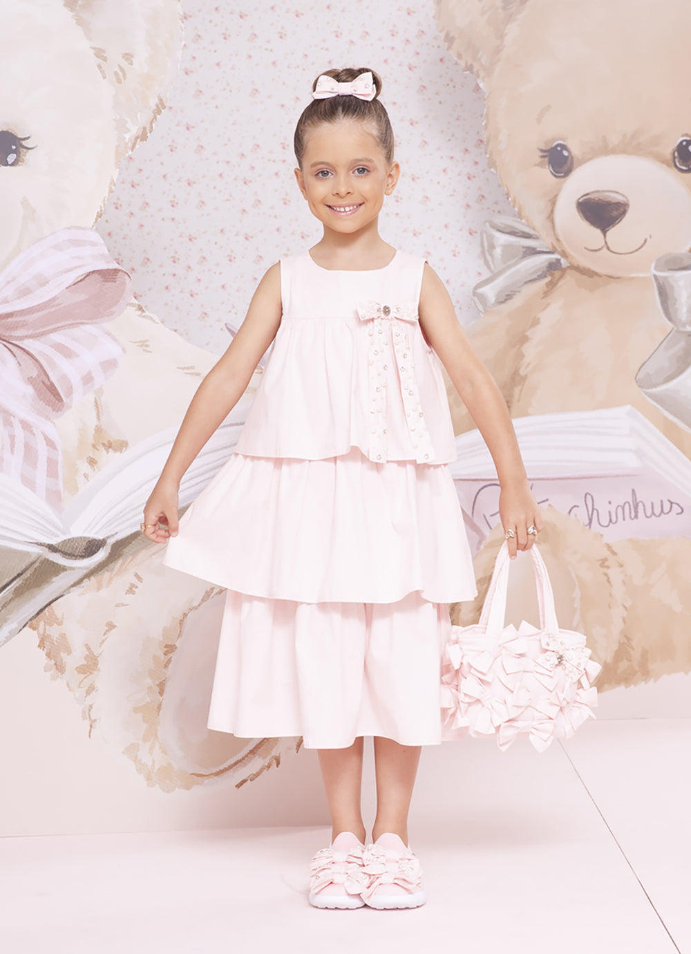 Vestido Tricoline Babados Laço Bordado