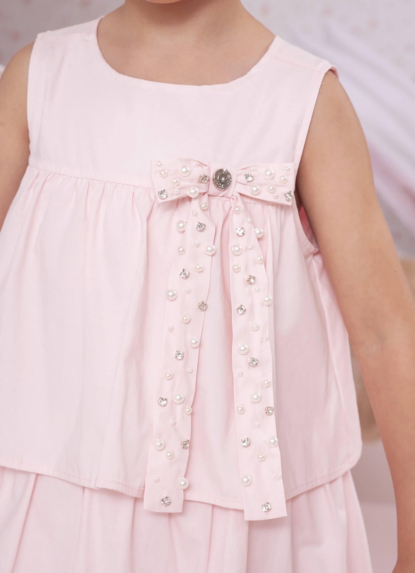 Vestido Tricoline Babados Laço Bordado