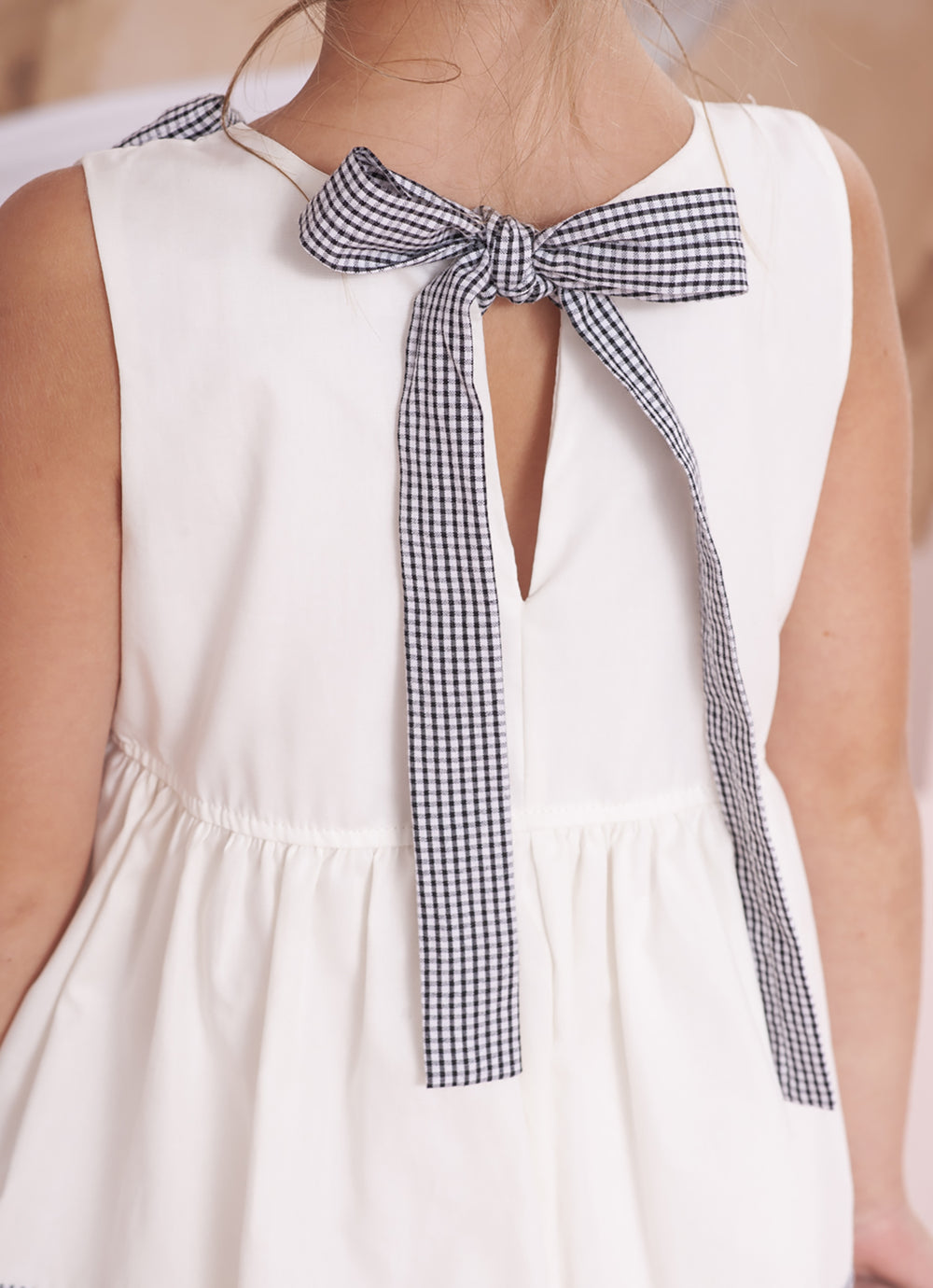Vestido Tricoline Babados Laço Xadrez