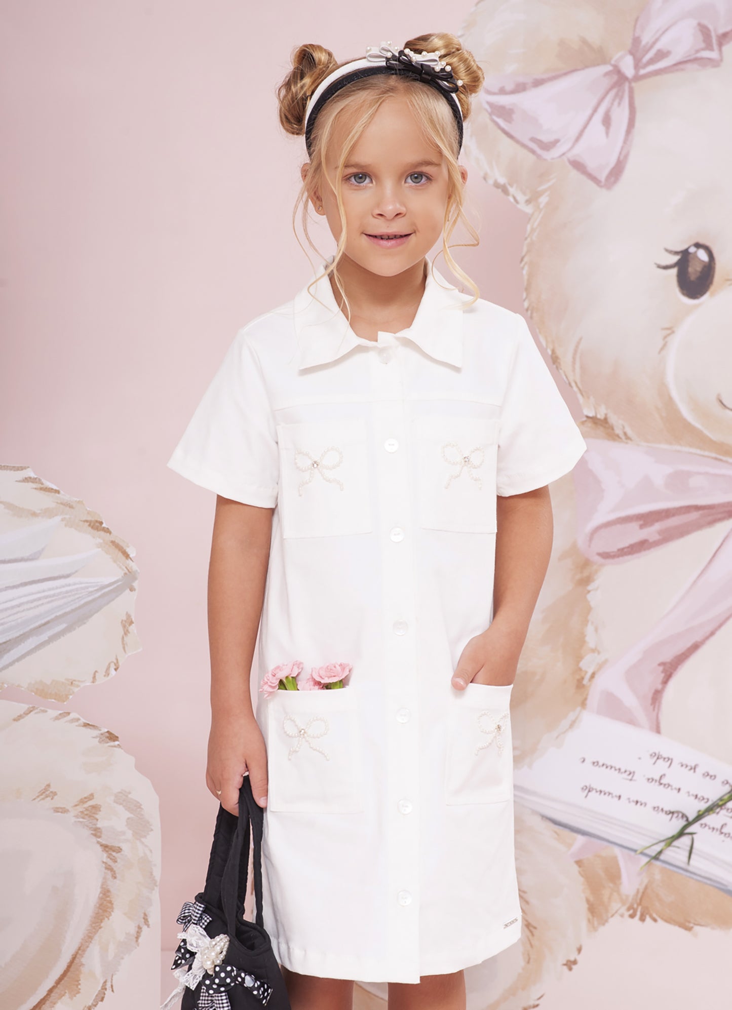 Vestido Sarja Bolsos Lacinhos Bordados