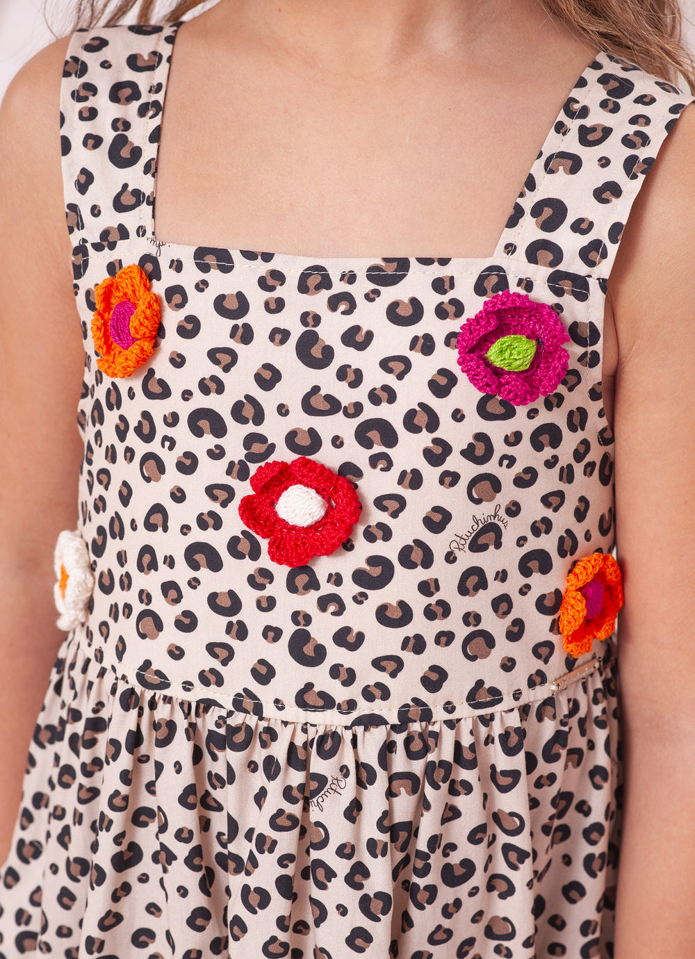Vestido Algodão Oncinha Flores Crochê