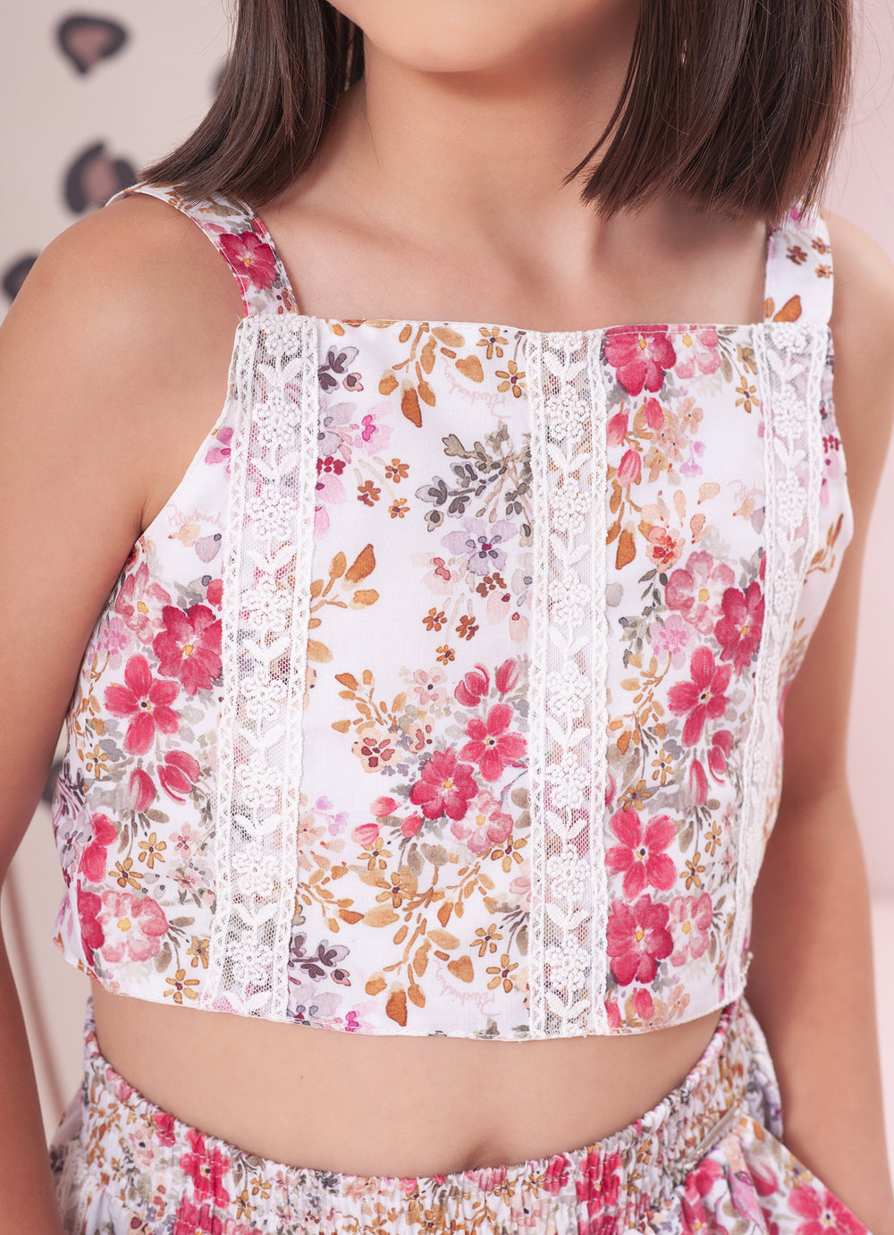 Blusa Cropped Algodão Floral Rendas