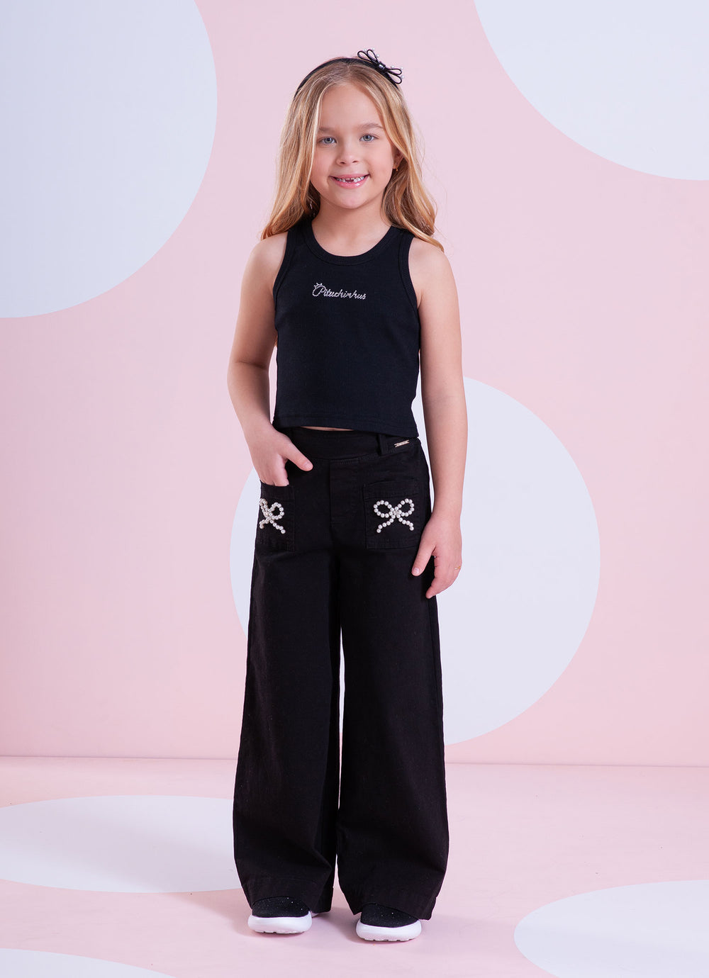 Calça Sarja Reta Laços Bordados