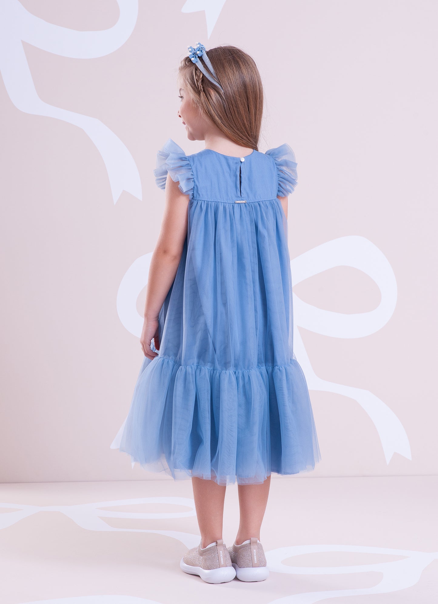 Vestido Tule Bordados Pérolas e Cristais